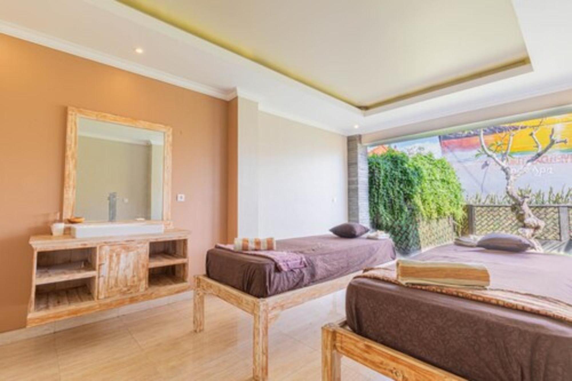 Favorit Exclusive Villa & Bungalow Batununggul 외부 사진